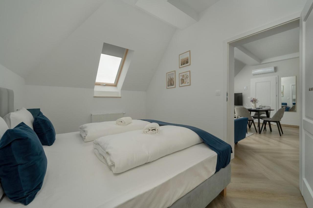 Aparthotel Sniadeckich 47 By Renters *